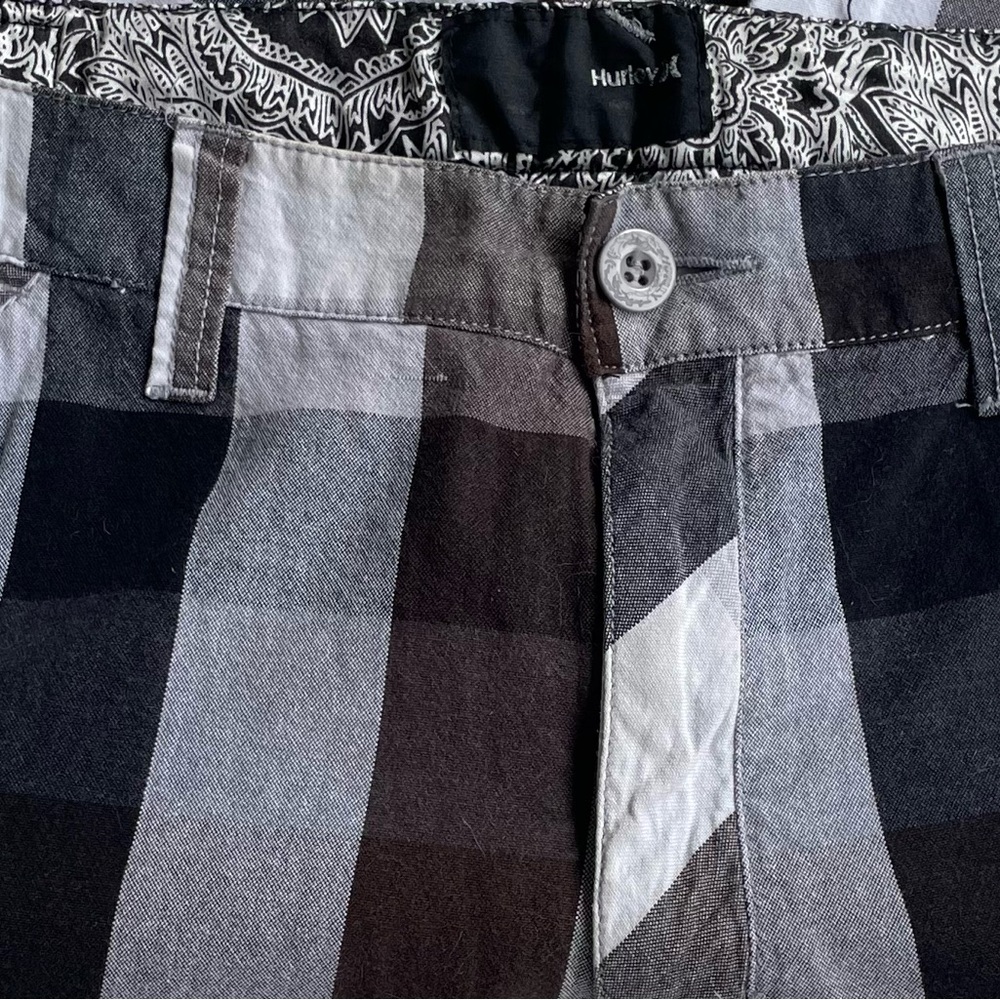 Hurley Patterned Button-Detail Pants - image 2